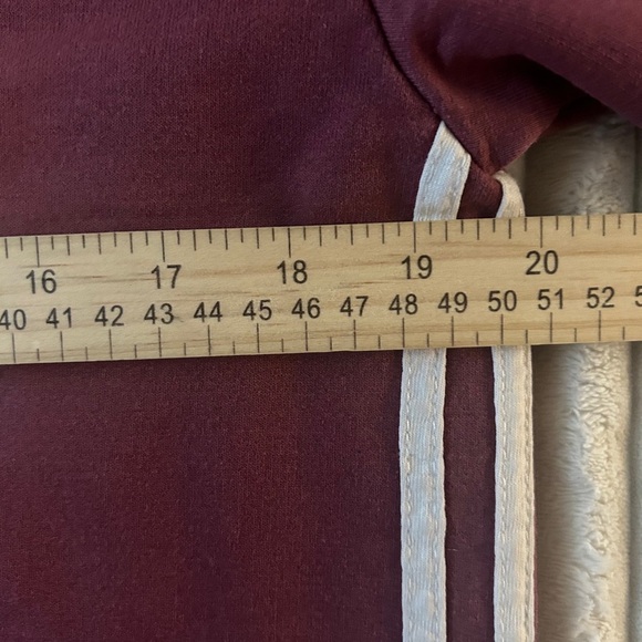 Adidas Red V-Neck 90’s Vintage Long Sleeve Thick Shirt - Picture 9 of 9